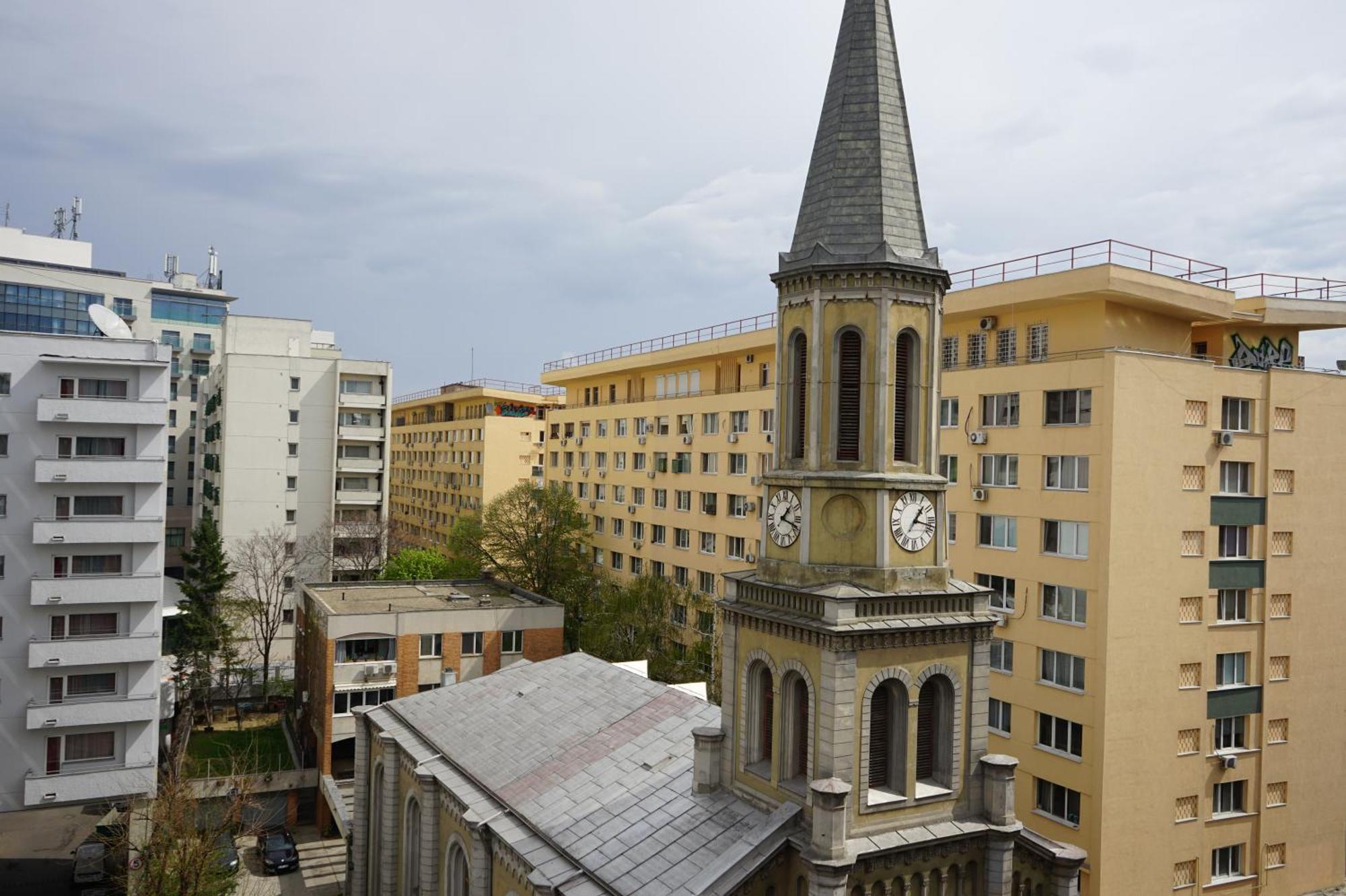 Agentia H Accommodation Bucureşti Exterior foto