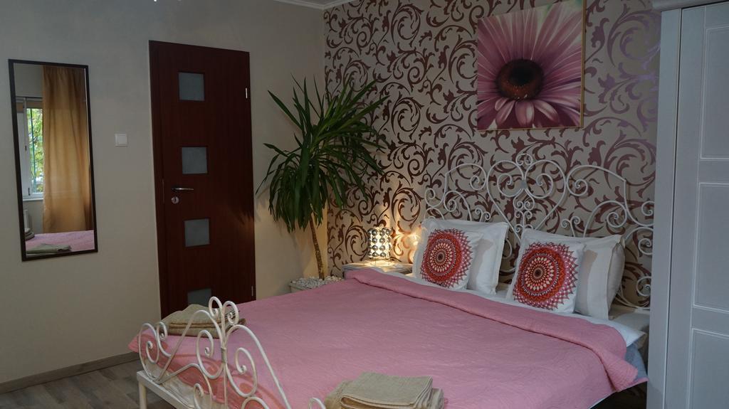 Agentia H Accommodation Bucureşti Exterior foto