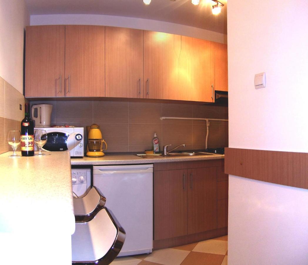 Agentia H Accommodation Bucureşti Exterior foto